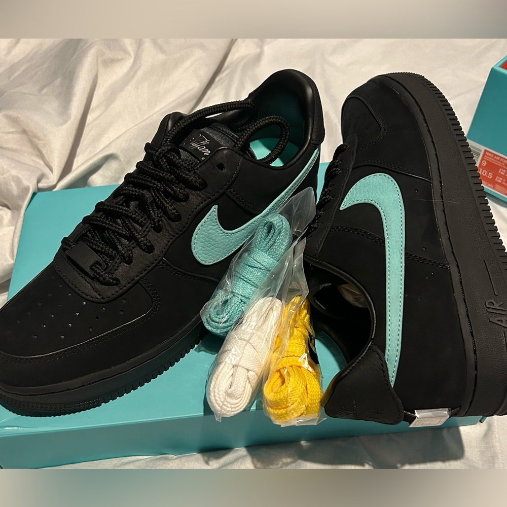 Once In A Lifetime Tiffany & Co 1937 Nike Air Force Collab History M 9 W 10.5